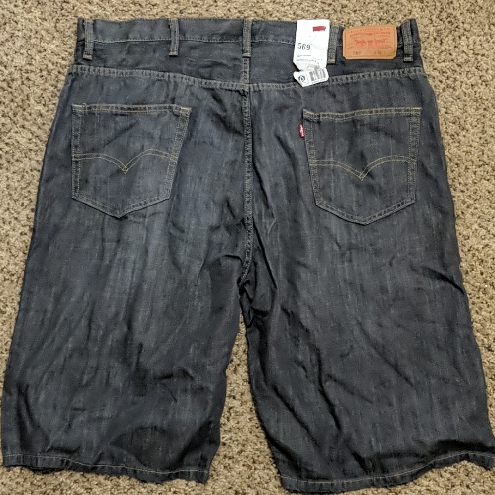 Levi's men's loose straight 569 shorts 42 - Picture 2 of 2